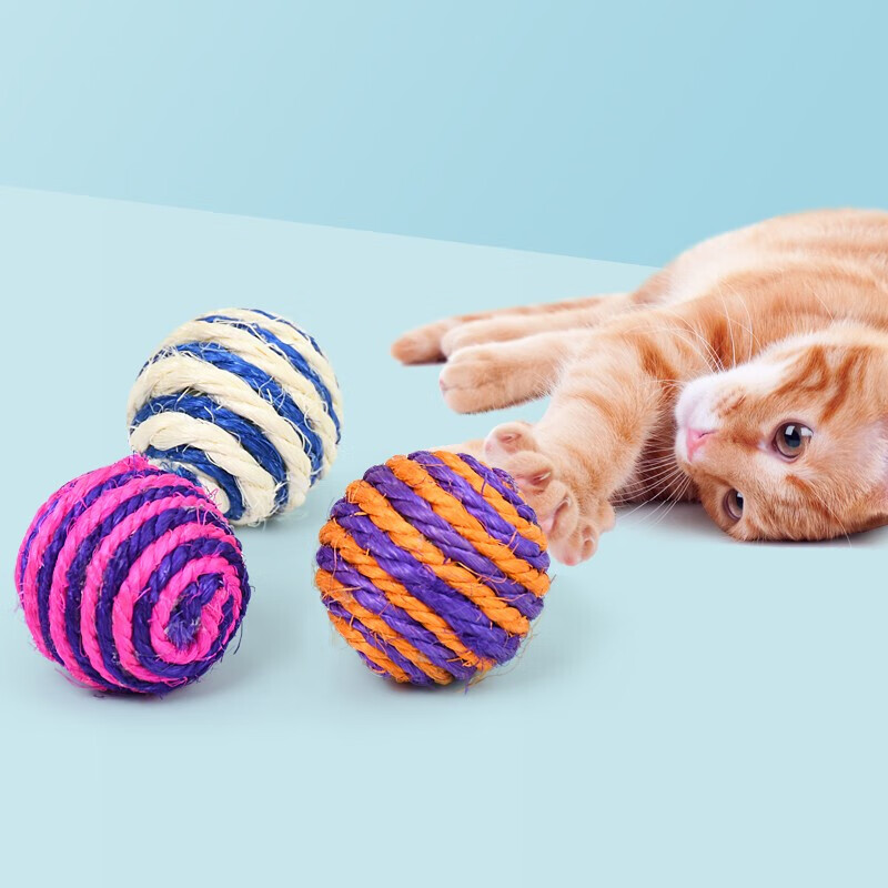 三,憨憨乐园剑麻球猫玩具网友对比评测