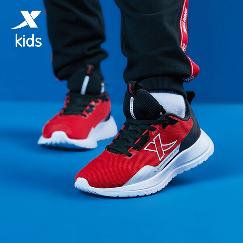特步(xtep)童鞋儿童跑鞋男童短跑轻便运动鞋 680315119728 红黑 36码