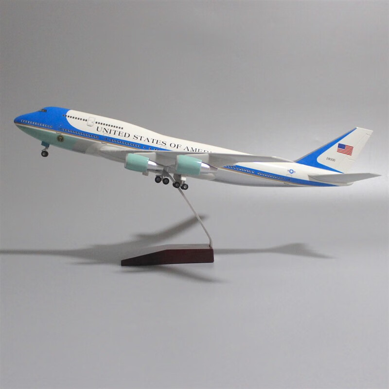 少羽47cm美国空军一号总统专机波音747飞机模型带轮带灯空军航模摆件