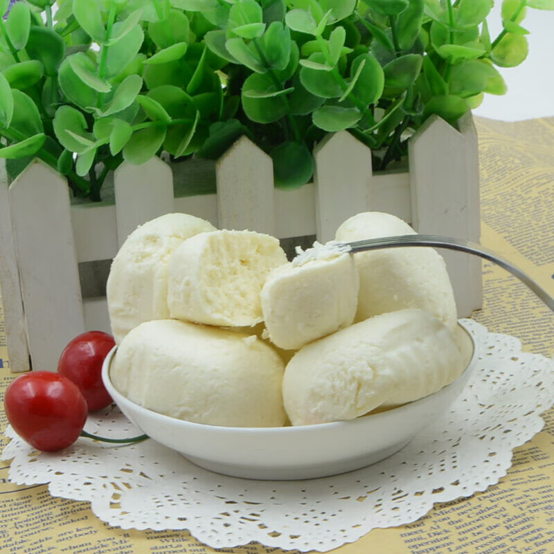 新疆酸奶疙瘩干奶酪手工干质酸奶酪豆腐零食100g (软甜200克)