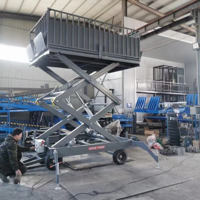 山头林村升降式卸货平台 牛羊升降机 装羊跑道 移动卸猪台 升降装猪