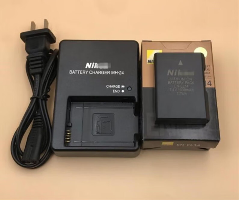 适用于D5100 D5200 D5300 D5500单反相机EN-EL14电池+充电器 单买 充电器配送电源线 其他使用感如何?
