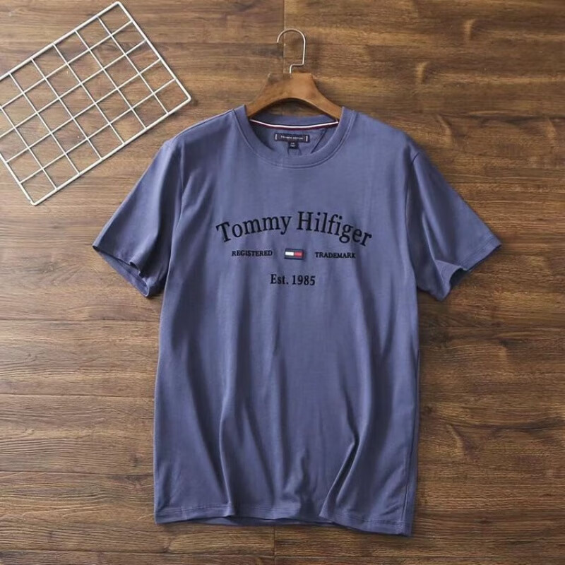 美国的衣服品牌有哪些 _美国的衣服品牌有哪些名字-第2张图片-潮百科
