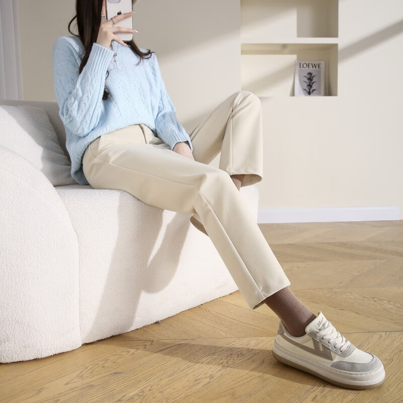 君易 毛呢裤子女秋冬新款宽松显瘦哈伦裤直筒休闲萝卜长裤 米白加绒 s