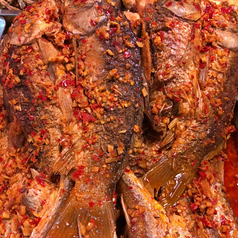 虎钢馋麻辣香辣鲫鱼新鲜熟食包装真空冰保鲜湖北荆州特产