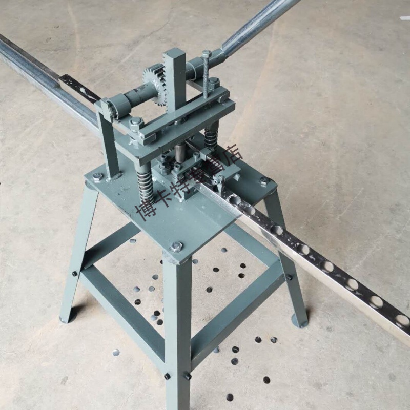 定制适用不锈钢防盗网冲孔机楼梯扶手冲孔铁艺护栏冲孔手动轻便式 25