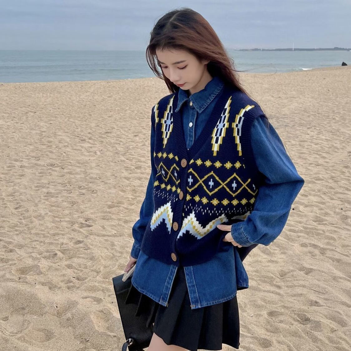 褐舟毛衣马甲背心女搭配衬衫三件套装春秋新款复针织开衫叠穿外套牛仔