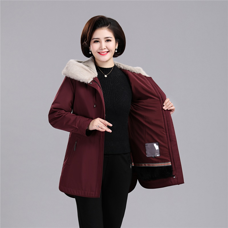 中年女士派克服加肥加大女中老年人皮毛一体派克服妈妈女季可拆卸毛领