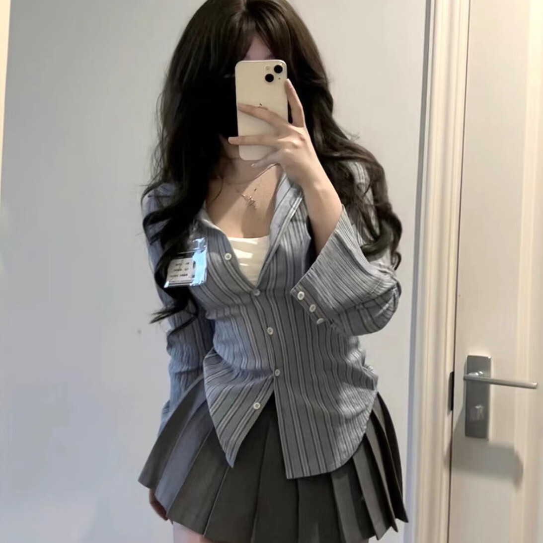 蓝色衬衫 灰色百褶裙套装配胸牌 s