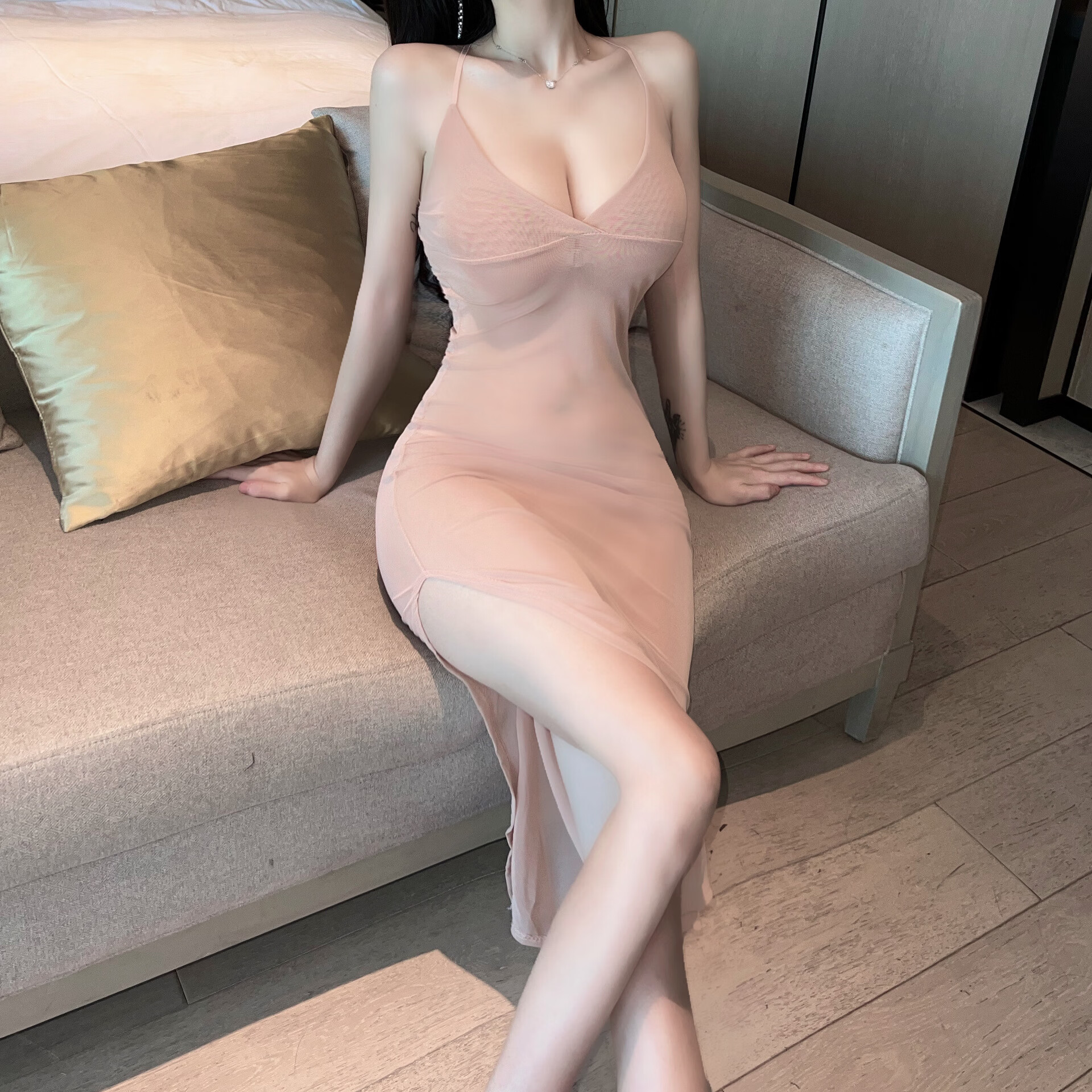 大码200斤内衣深V吊带睡衣薄纱蕾丝长裙网纱 杏色 XL码120-160斤