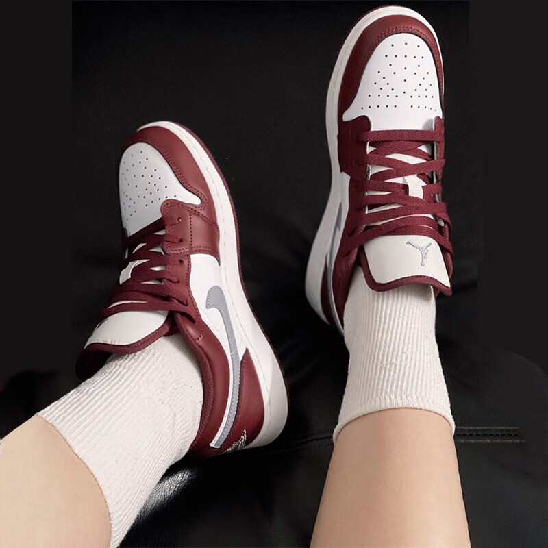 耐克(nike)【潮】air jordan aj1 low女鞋低帮透气休闲板鞋运动耐磨