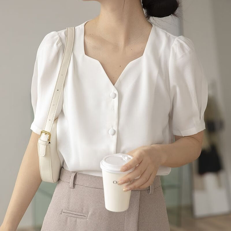 沫婉琦白色衬衫女新款夏设计感小众法式露锁骨v领时尚雪纺上衣女 白色