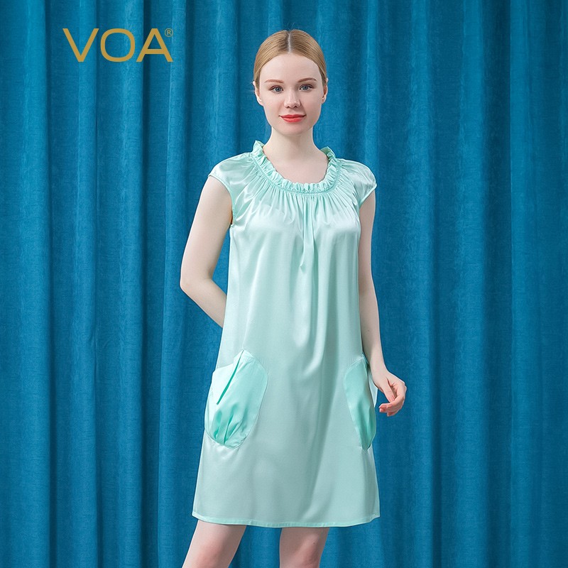 VOA丝绸缎面圆领短袖褶皱木耳边宽松纯色居家休闲桑蚕丝连衣裙 AT100 垂柳绿(95) 160/M