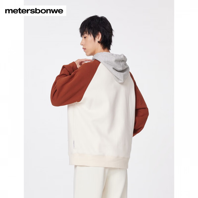 美特斯邦威连帽卫衣男春季新品时尚字母印花潮酷拼接舒适撞色上衣 黑色组 M 170/92A