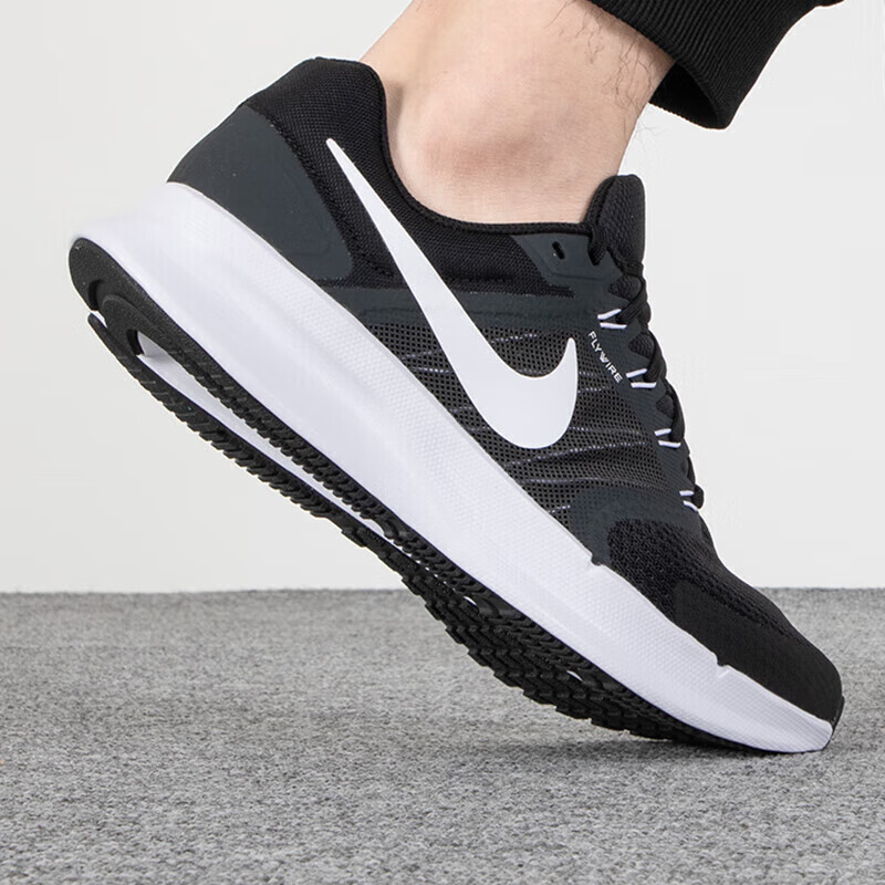 耐克(nike) 男鞋秋季新款swift3缓震低帮运动鞋慢跑健身休闲鞋轻便 dr