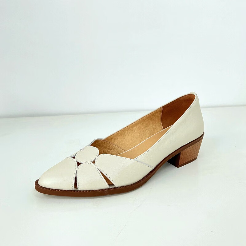 2024新款中跟镂空单鞋洞洞鞋尖头软底杏色米色豆豆 米白色鞋码偏大 34