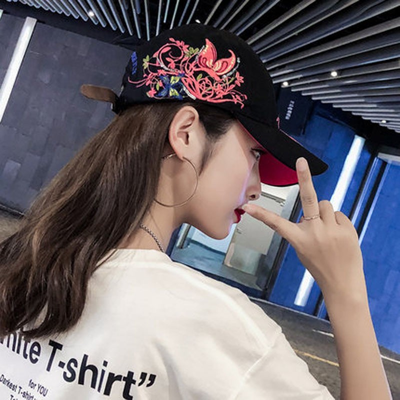 誠一集(CHENGYIJI)蝴蝶女士帽子棒球帽 秋冬鸭舌帽女百搭帽子女时尚洋气刺绣休闲帽 黑色