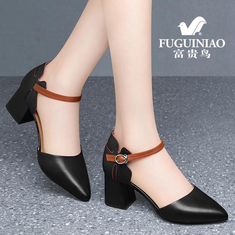 富贵鸟真皮尖头粗跟包头单鞋女2024新款夏季品牌女鞋软皮舒适高跟鞋