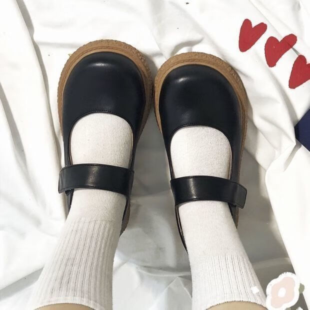 秋冬季猪腰子鞋洛丽塔配黑丝可爱软妹jk皮鞋女配裙子洛丽塔大头可爱