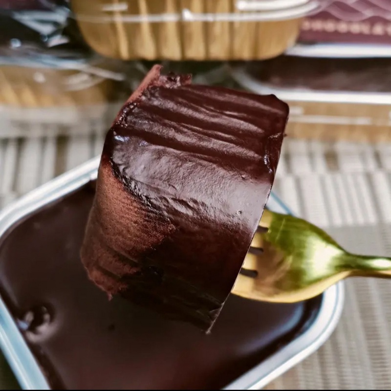 纯可可脂礼盒甜品糕点网红零食休闲下午茶点心85g 冰山熔岩巧克力*1盒