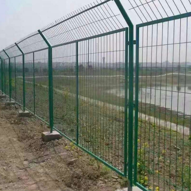 北极峰 铁丝网围栏护栏网边框防护隔离钢丝网硬塑