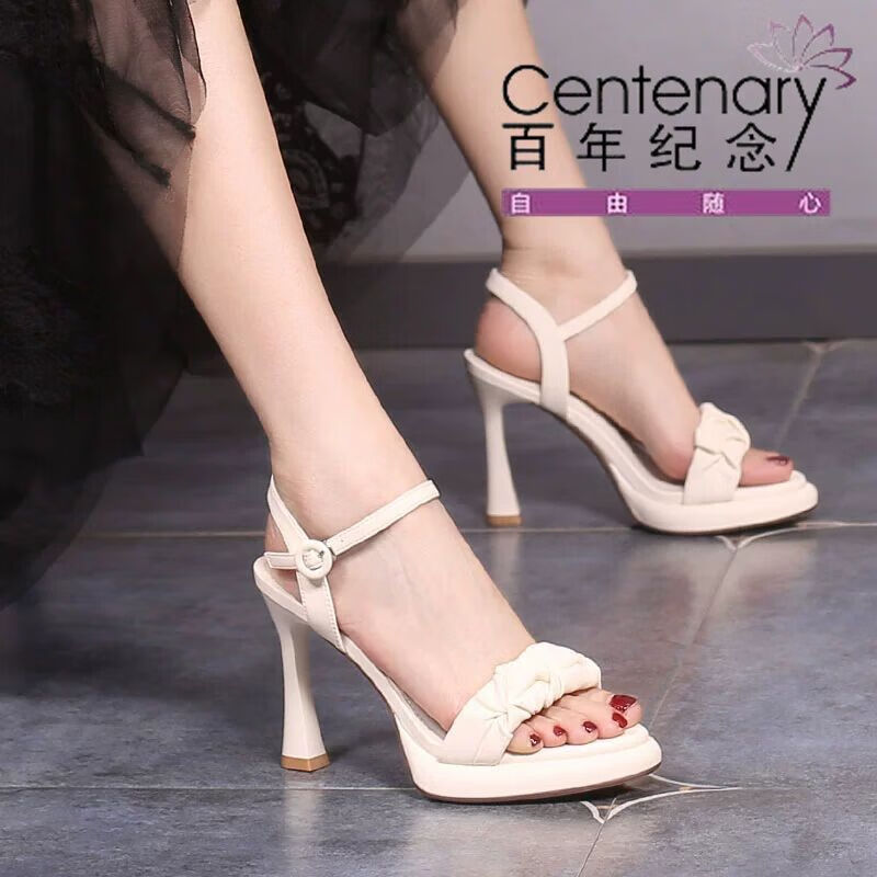 月半晴(yuebanqing)百年纪念细跟凉鞋女2024夏季新款露趾一字带名媛
