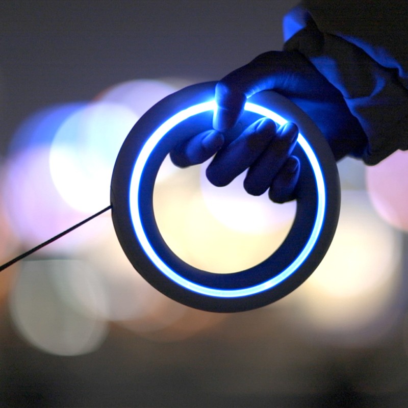 萌王星UFO可伸缩宠物牵引绳小狗链P绳中大型犬防爆冲遛狗绳泰迪柯基用品 牵引绳Plus(带灯款中性灰) 【送L号胸背】14-20斤中型犬适用