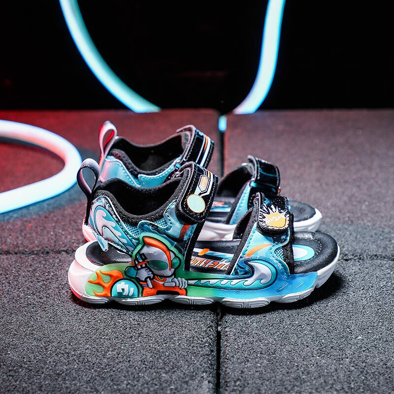 李宇跑童鞋儿童凉鞋男童鞋夏季2023新款卡通奥特曼沙滩鞋中大童带灯