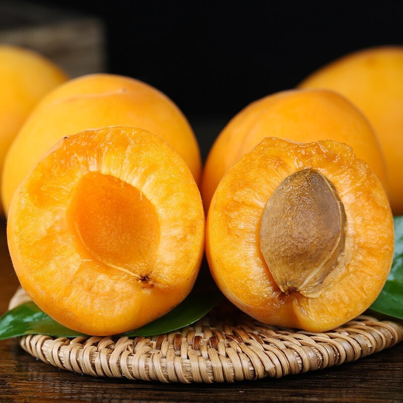 京典光年 大黄杏 应季新鲜水果 现摘现发 3斤