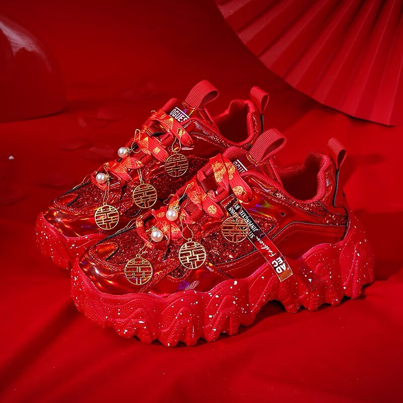 百丽香奈婚鞋女运动鞋中式红色新娘鞋结婚不累脚平底禾秀婚纱两穿平时可穿 中国红 38