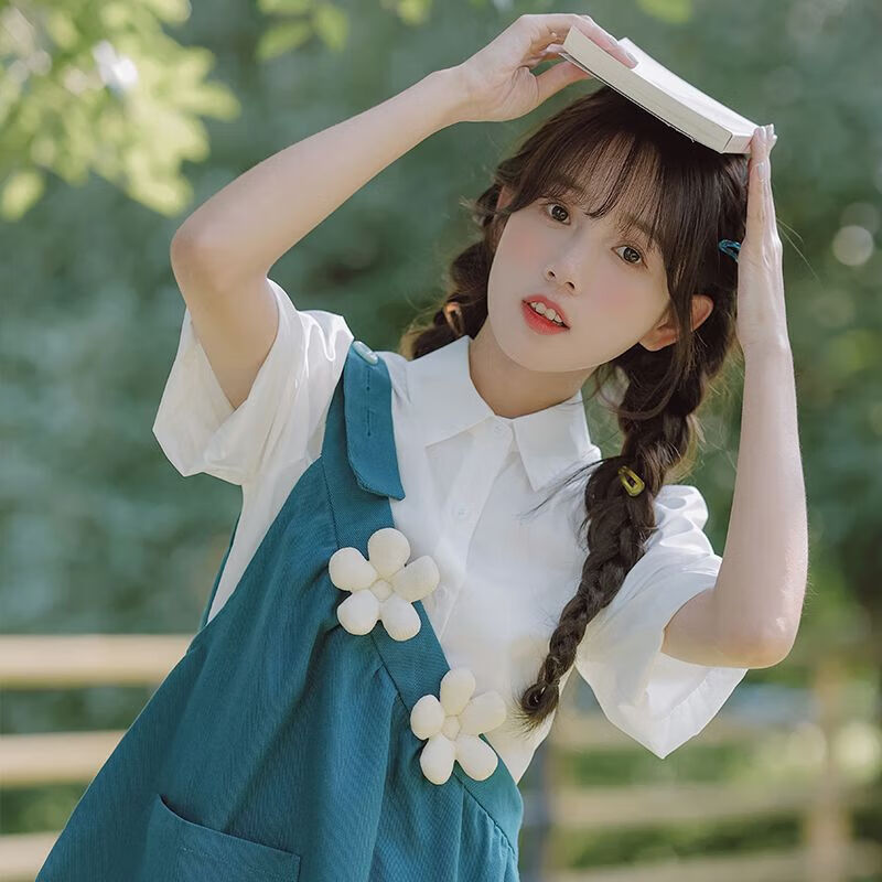 柠芯柠云夏天日杂风穿搭女通勤打工人奶甜少女减龄背带裙短袖套装女