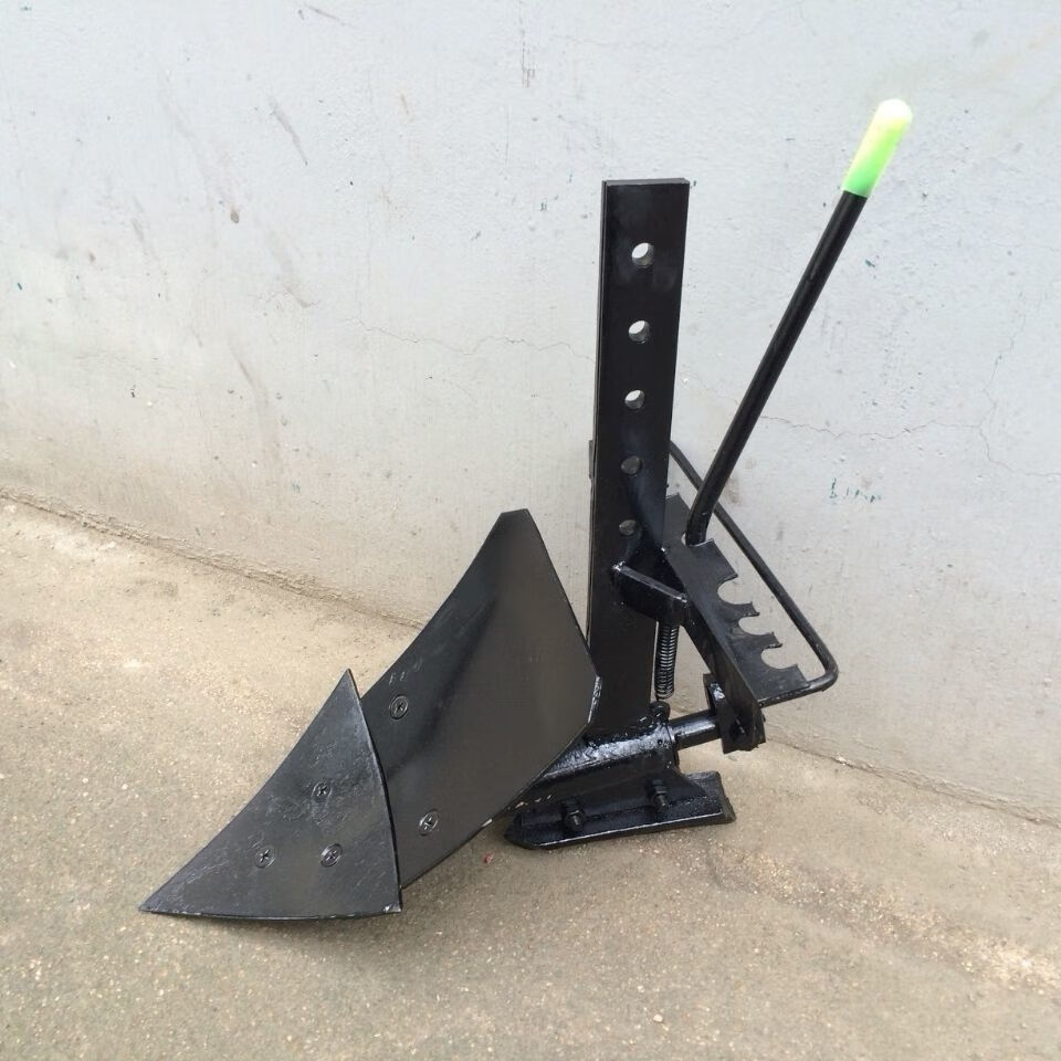 微耕机配套农机 可调节式开沟机器犁 双面翻转犁 耕地犁麦桑荷 微耕机