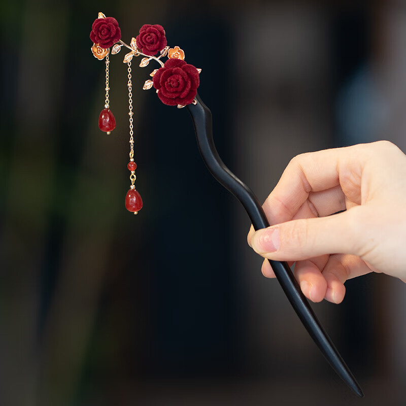 佩曼发簪女2023新款高级感清风集原创玫瑰花檀木盘发簪子古风汉服旗袍