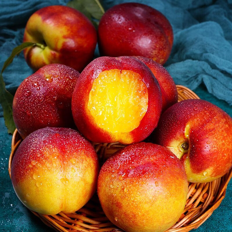 果迎鲜油桃 桃子 5斤 现摘黄心脆桃 当季鲜果 新鲜水果