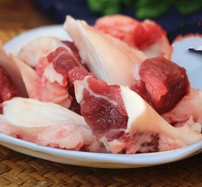 春之卉瑾筋头巴脑 带筋碎牛肉  剔骨牛肉  火锅肉  放养黄牛肉 2斤