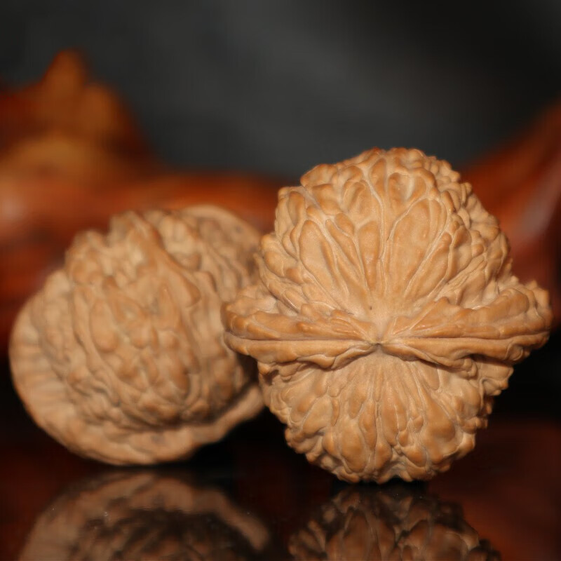 初嘉 老款闷尖白狮子头48mm大尺寸核桃狮子头 精品手把件古玩麻核桃