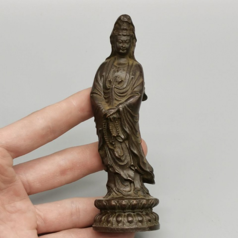 【曲美思】铜器估古玩收藏,铜观音菩萨佛像形态端庄家居风水摆件