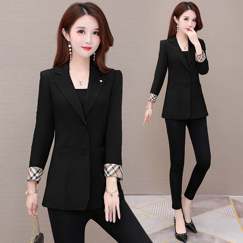 法比兔(fanbeeto)230斤微胖女人时尚显瘦的特大码女装小西装外套感小