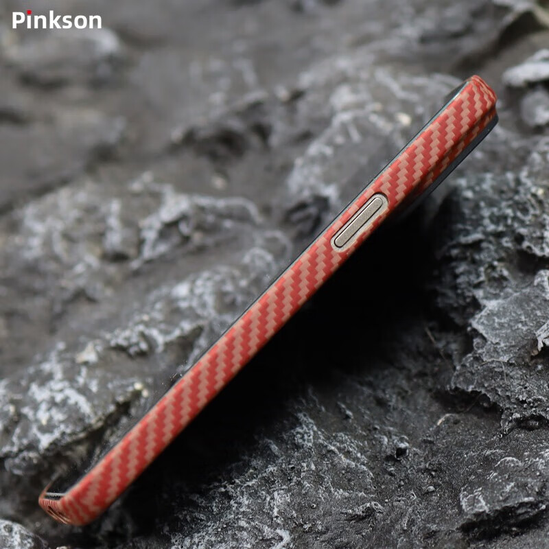 Pinkson轻薄苹果手机壳凯夫拉芳纶纤维碳纤维纹保护套超薄全包磨砂硬壳商务新男女配件防指纹散热防摔高档 【玛瑙红-保护圈款】1500D芳纶 【iPhone15 Pro Max】