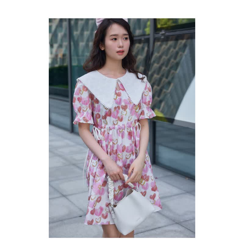 西町村屋(setirom)西町村屋爱心印花连衣裙女夏季新款甜美娃娃领短款