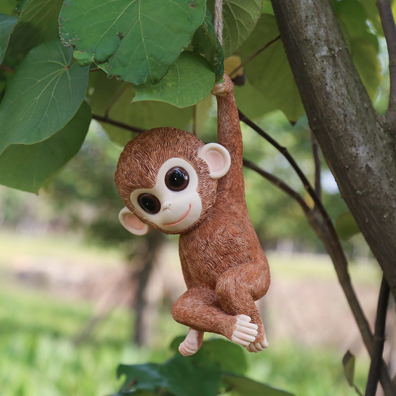 新款花园摆件 庭院装饰树上小挂件户外创意仿真动物树脂小猴 挂绳大眼