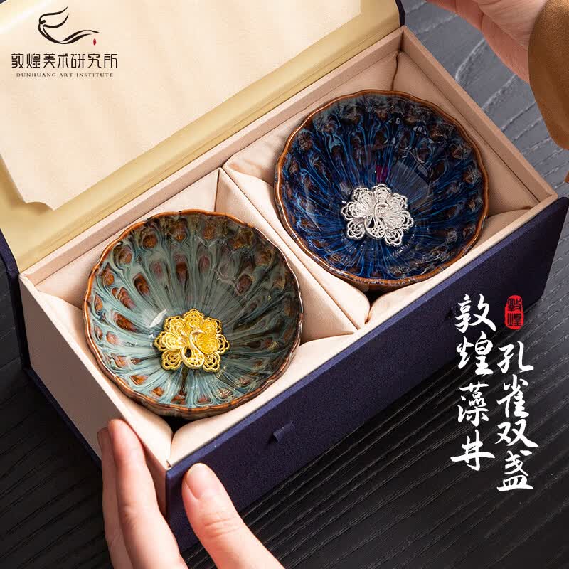 敦煌美术研究所莲花藻井纹对杯茶具套装茶杯结婚礼物生日新婚礼物新年元旦礼品 莲雀天成双盏