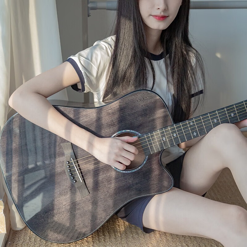芬琳（FENLIN）41寸亮光单板吉他初学者男女生专用新手学生自学民谣云杉实木单板 41寸亮光墨竹+礼包怎么看?