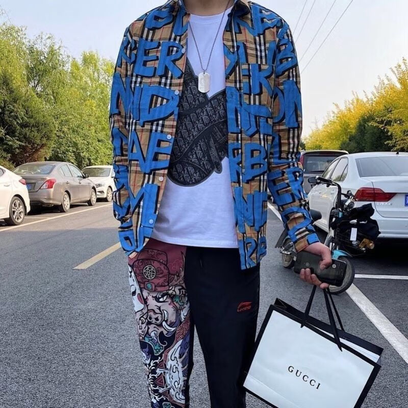 天颛苏6同款衣服社会精神小伙春秋季潮牌修身衬衣男快手网红苏6同款印