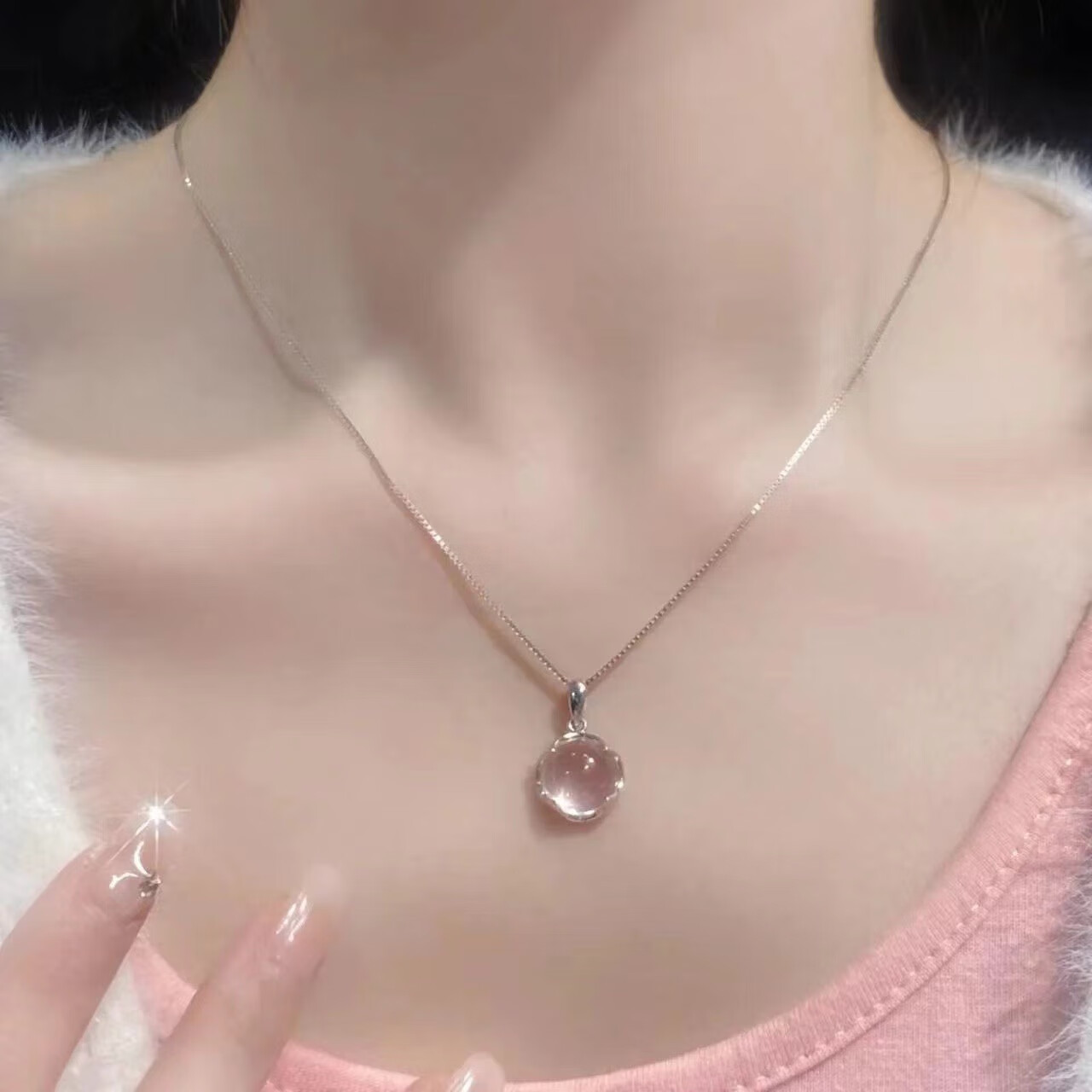 【优选好物】粉玉髓水晶吊坠项链小众电镀玫瑰金轻奢闺蜜森女锁骨 B24-006银白K