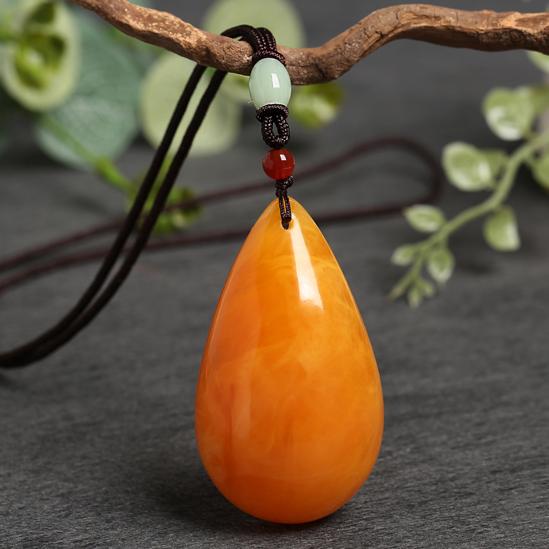 合成蜜蜡吊坠毛衣链鸡油黄琥珀长款项链男女款民族风仿蜜蜡挂坠 老蜜