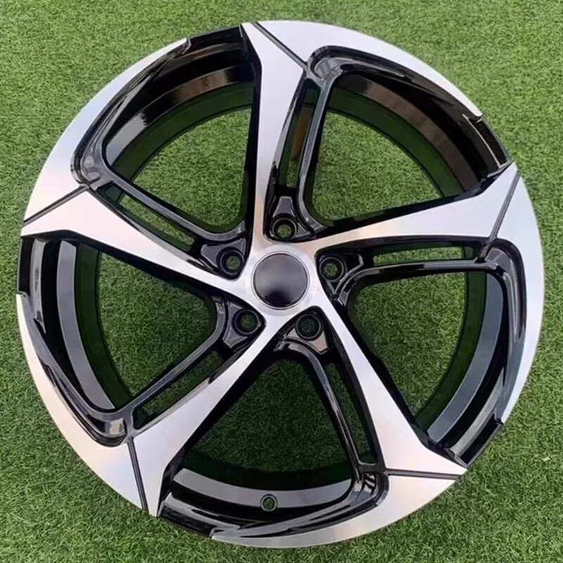 登赛品适用于 登赛品适用于  新款刀锋汽车轮毂17寸18寸19寸十代雅阁