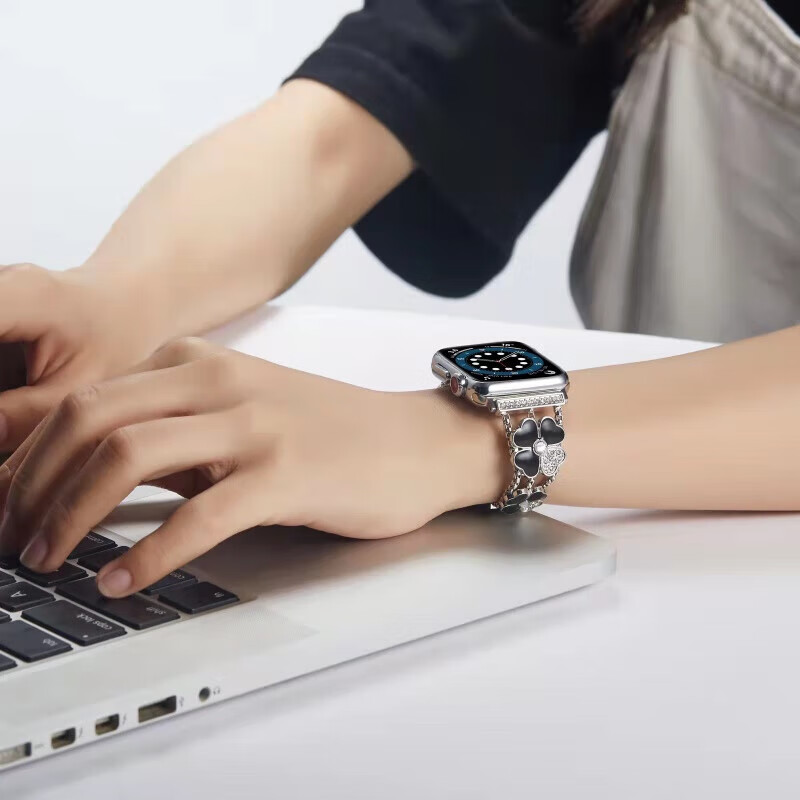 尚智戴适用苹果apple5/6/7/8代se iwatch镶钻树脂小香风轻奢腕带 爱心