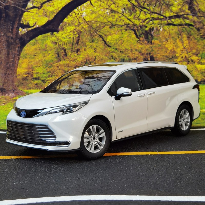 1:18 廣汽豐田 賽那 MPV TOYOTO SIENNA 塞納商務(wù)車 合金汽車模型 收藏送禮 鉑金珍珠白