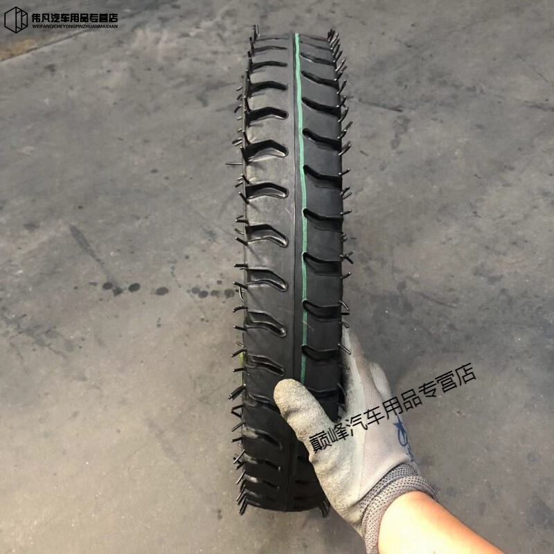 農(nóng)用拖拉機(jī)三輪車前輪胎400 450 500 550 600 650 700-12 14 16 400-12羊角 單外胎
